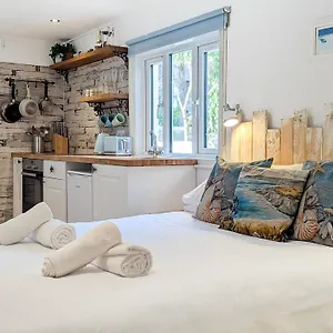 brunswick-garden-studio.brighton-hotels-england.com/